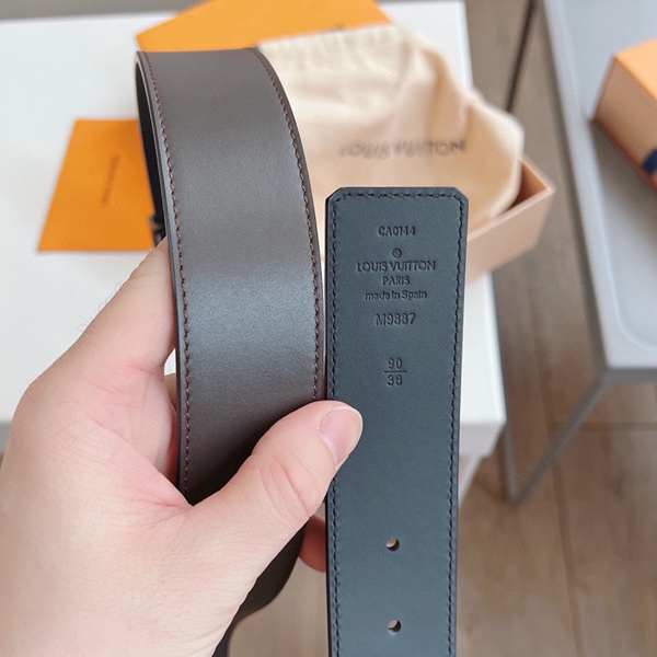 ルイヴィトンベルト角部分ディテール